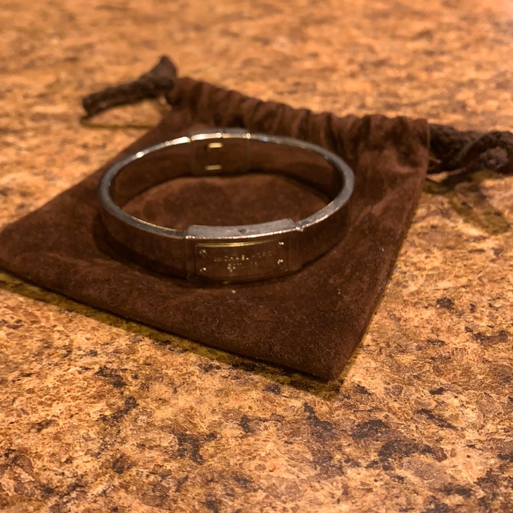 EUC Michael Kors Silver Bracelet Hinge & Lock Plaque Bangle Bracelet